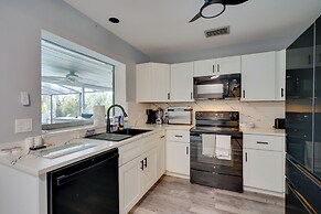 < 1 Mi to Beach: Canal-front Cape Coral Escape!