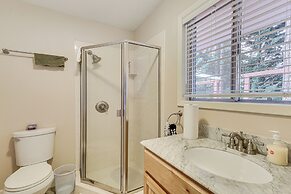 Spacious Portland Area Home w/ Fenced Yard