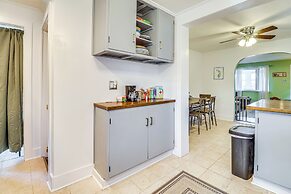 Game Room & Fire Pit: West Mifflin Home!