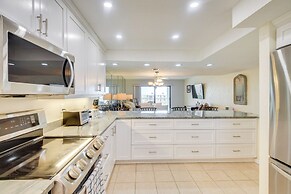 Walk to Coast: Condo in Daytona Beach Shores!