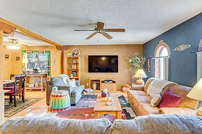 Cyclists' Haven: Southwestern-style Home in Tucson