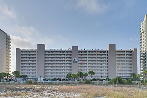 Beachfront Navarre Condo w/ Balcony, Walk to Ocean