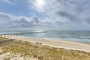 Beachfront Navarre Condo w/ Balcony, Walk to Ocean