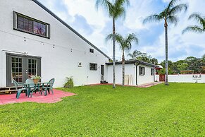 1 Mi to Boat Ramp: 'the Islander' Home w/ Yard