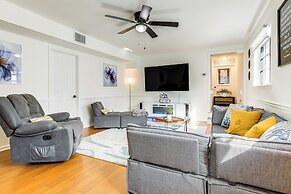 1 Mi to Boat Ramp: 'the Islander' Home w/ Yard