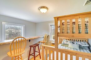 10 Mi to Skiing: Historic Farmhouse in Maine!