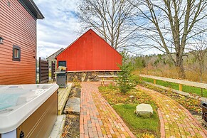 10 Mi to Skiing: Historic Farmhouse in Maine!