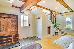 10 Mi to Skiing: Historic Farmhouse in Maine!
