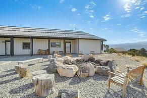 Near Skiing: Mtn-view Getaway in Eagle!