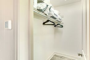 Near Skiing: Mtn-view Getaway in Eagle!