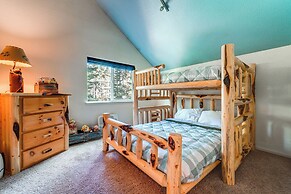 Cabin 7 Mi to Sugar Bowl & Boreal Resorts!