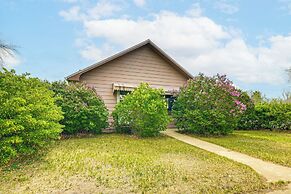 Patio, Grill & Outdoor Dining: Conrad Home!