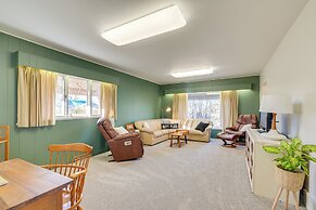 Patio, Grill & Outdoor Dining: Conrad Home!