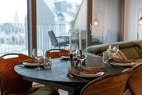 Cozy Beach Apartment in Middelkerke for 5 Guests Bright Living Space W