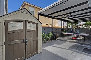 4 Br Designer Home Next To Shul And Community Pool 4 Bedroom Villa