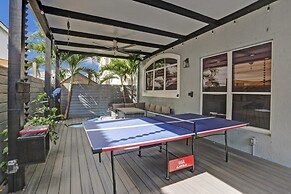 4 Br Designer Home Next To Shul And Community Pool 4 Bedroom Villa