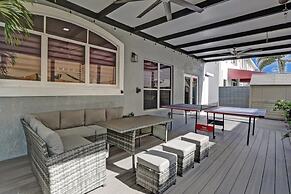 4 Br Designer Home Next To Shul And Community Pool 4 Bedroom Villa