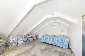 Chateau Gabriel 6br Luxury Villa & Private Pool 6 Bedroom Home