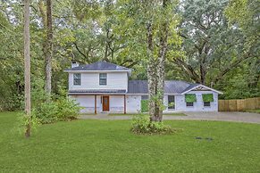 Serene Oasis In Daphne: Cozy Home With Giant Oaks 4 Bedroom Home