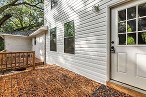 Serene Oasis In Daphne: Cozy Home With Giant Oaks 4 Bedroom Home