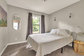 Serene Oasis In Daphne: Cozy Home With Giant Oaks 4 Bedroom Home