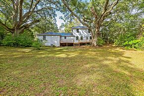 Serene Oasis In Daphne: Cozy Home With Giant Oaks 4 Bedroom Home