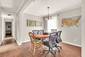 Serene Oasis In Daphne: Cozy Home With Giant Oaks 4 Bedroom Home