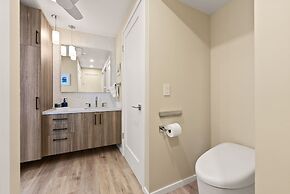 Colony Surf 1503 1504 1 Bedroom Condo