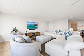 Colony Surf 1503 1504 1 Bedroom Condo