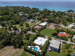 Gibbes Glade Villa 4 Bedroom Home by Bluescape