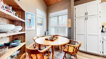 Snowcreek Iv #545 3 Bedroom Condo