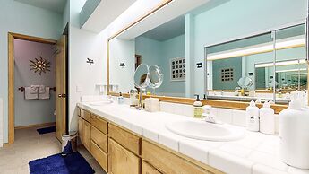 Snowcreek Iv #545 3 Bedroom Condo