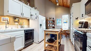 Snowcreek Iv #545 3 Bedroom Condo