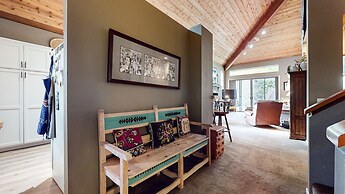 Snowcreek Iv #545 3 Bedroom Condo