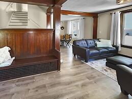 Grand Lodge 5 Bedroom Home