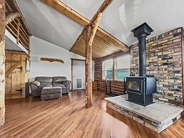 Cedar Mountain Bunkhouse 2 Bedroom Cabin