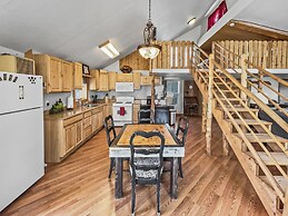 Cedar Mountain Bunkhouse 2 Bedroom Cabin