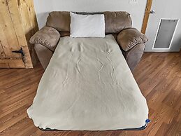 Cedar Mountain Bunkhouse 2 Bedroom Cabin