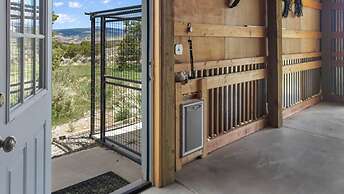 Cedar Mountain Bunkhouse 2 Bedroom Cabin