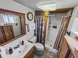 Cedar Mountain Bunkhouse 2 Bedroom Cabin