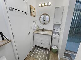 Quaint Monument Retreat Studio