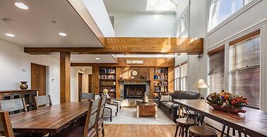 Blue Church Lodge G 2 Bedroom Condo