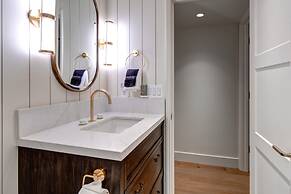 Blue Church Lodge G 2 Bedroom Condo