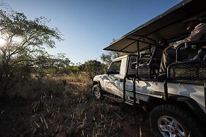 Room in Lodge - Mmakuba Private Game Lodge, Two Bedroom Villa 2