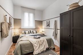 Lezat - 3 Bedrooms in R os Rosas