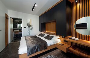 Jazine lux apartment E&T