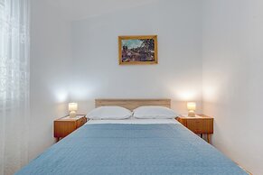 Seafront Apartments Marija