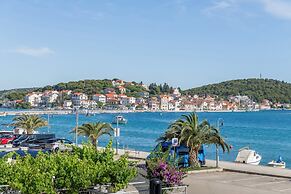 Seafront Apartments Marija