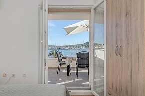 Seafront Apartments Marija