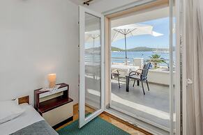 Seafront Apartments Marija